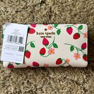 Kate Spade Lg Slm Bifold - Strawberry Vine
